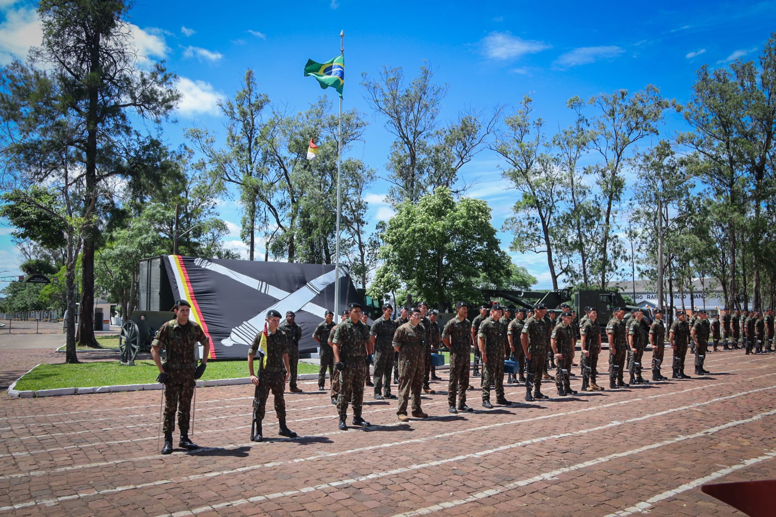 Comemoração do 51° Aniversário Do Batalhão e ao Dia do Material Bélico